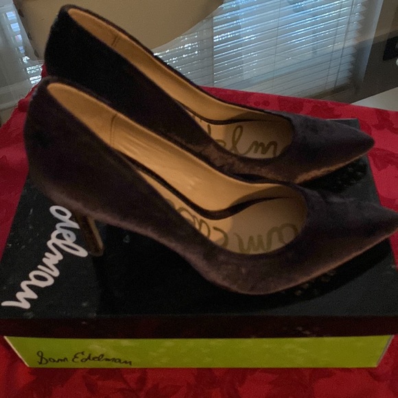 Sam Edelman Velvet Pumps - Picture 5 of 7